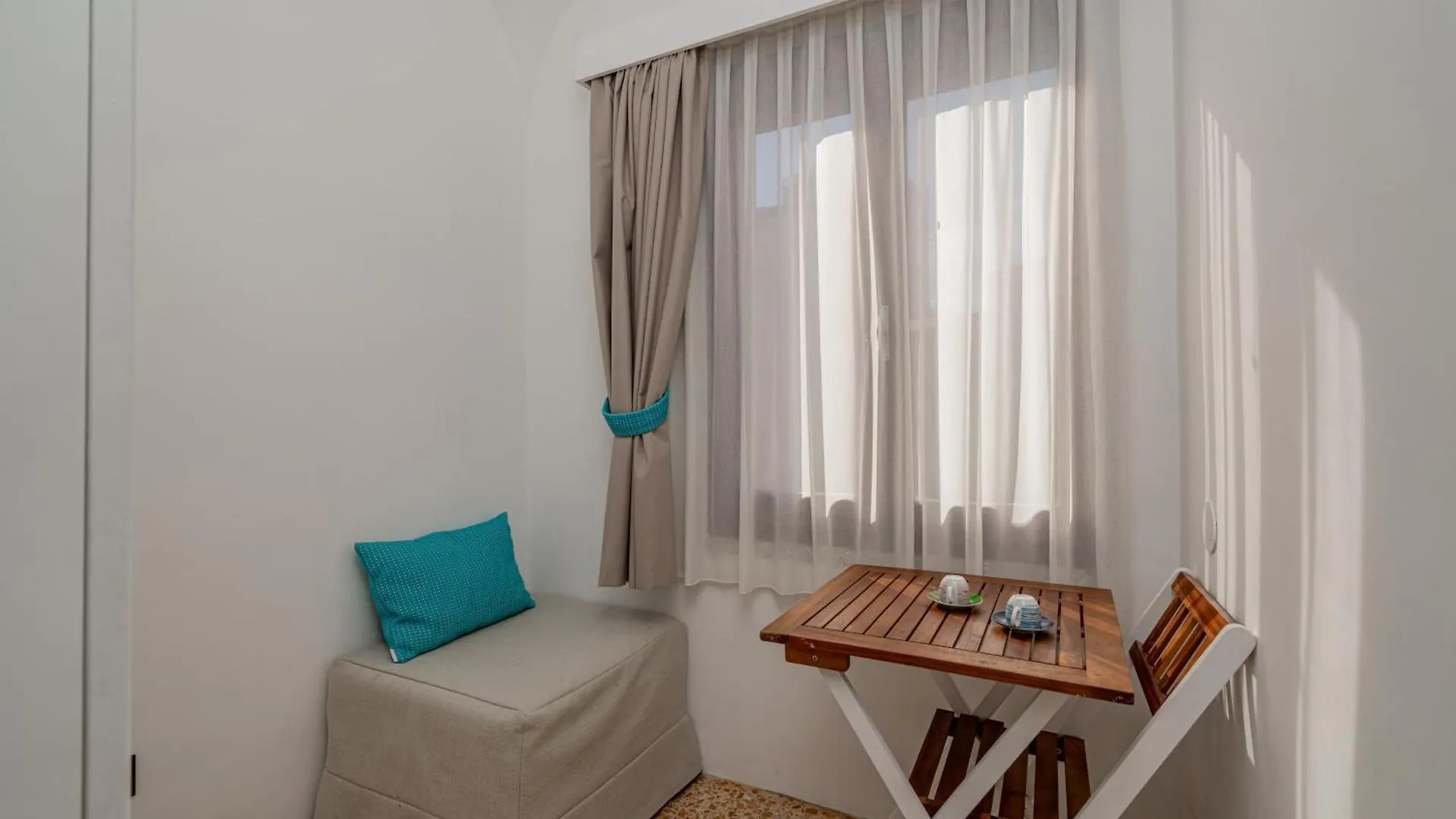 Gasthof Sorella Luna Room Boutique, Centro Di Olbia
